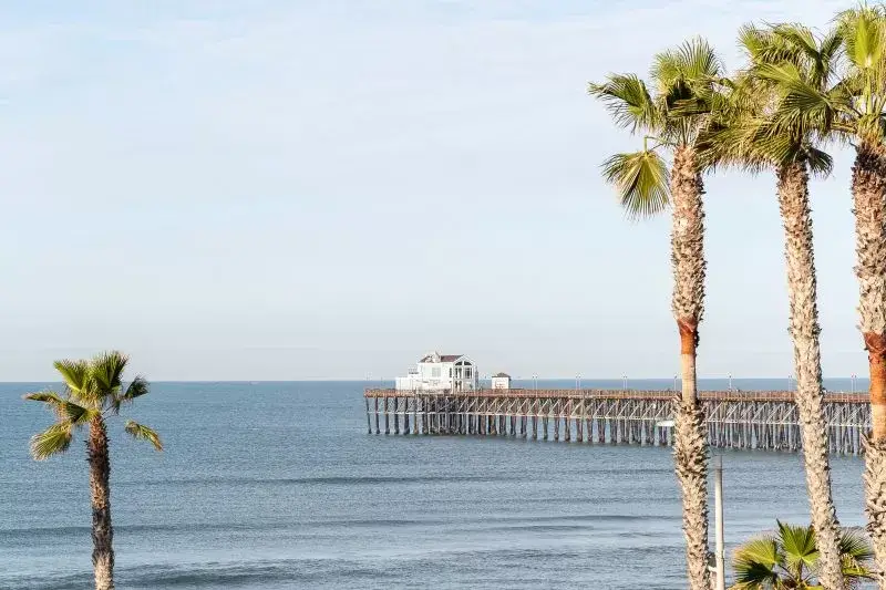 Kelli-Miller-Encinitas-Realtor-Coastal-living-in-oceanside-what-locals-love-Luxury-Real-Estate