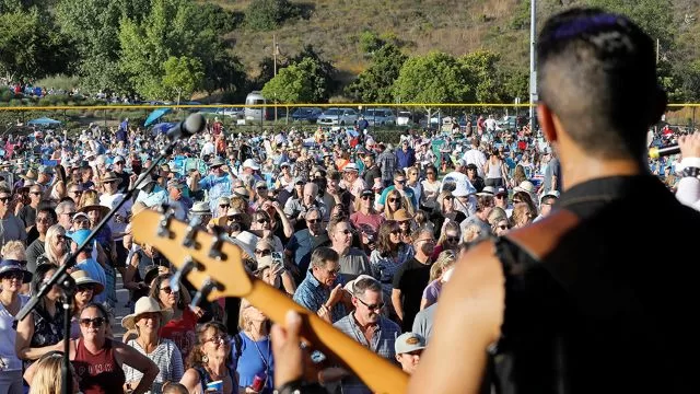 Kelli-Miller-Encinitas-Realto-TGIF-Concerts-in-the-Park-August-Series-Luxury-Real-Estate