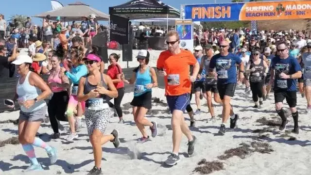 Kelli-Miller-Encinitas-Realtor-Surfing-Madonna-Beach-Run-Walk-Luxury-Real-Estate