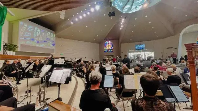 Kelli-Miller-Encinitas-Realtor-Encinitas-North-Coast-Symphony-Orchestra-Holiday-Harmonies-Luxury-Real-Estate